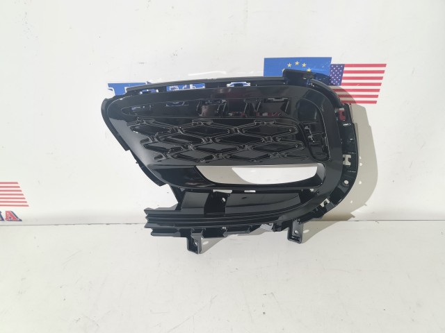 Fog Lamp Bezel, Left